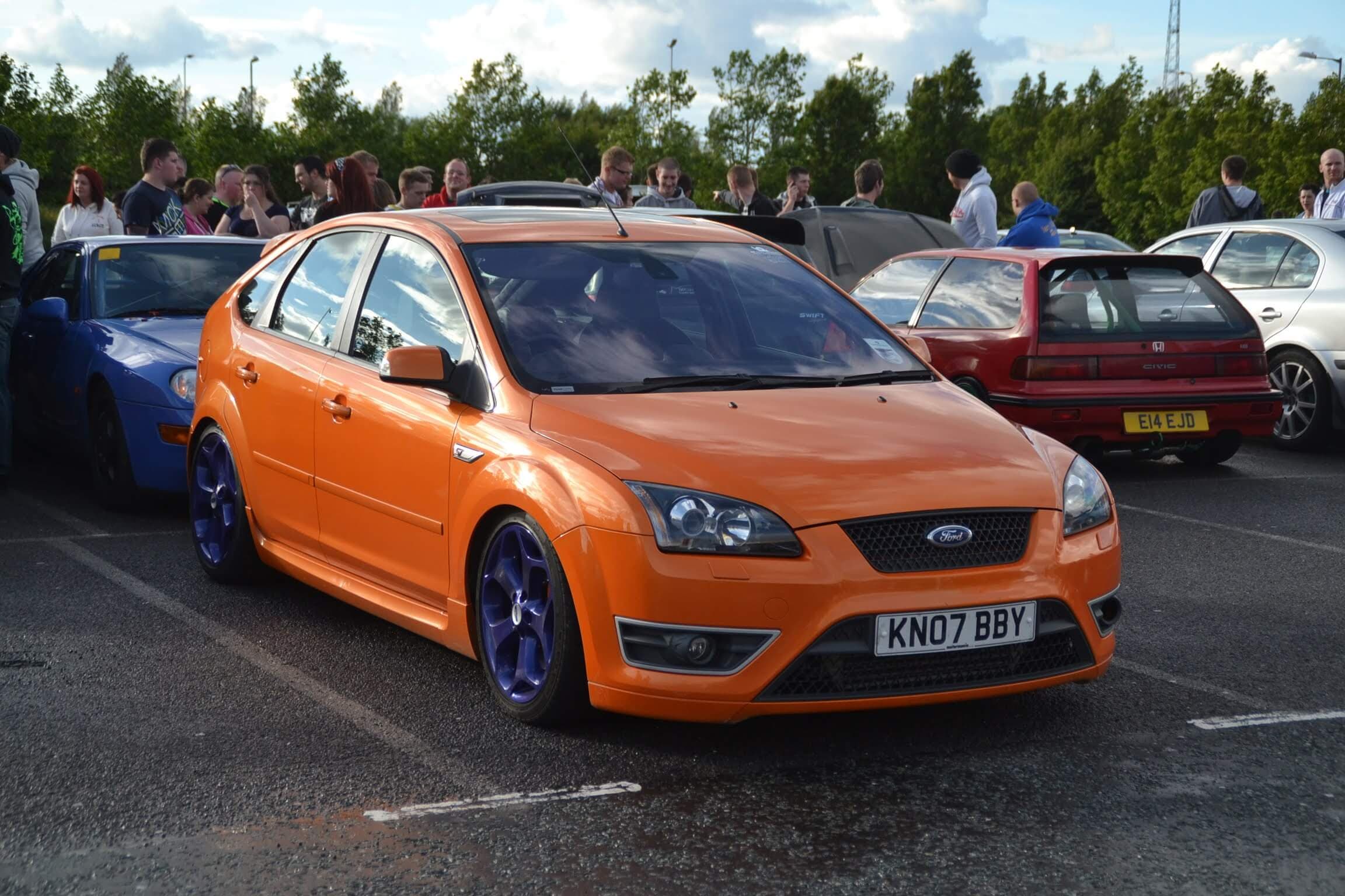 Ford Focus ST MK2 - Orange & Purple